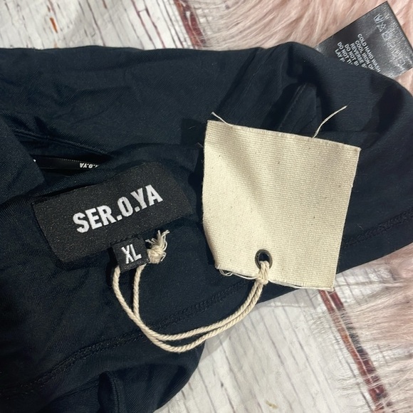 NWT Ser.o.ya Ellis Twist Front Crop Top in Black - Picture 5 of 9